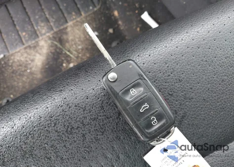 2015 Volkswagen Tiguan Se z USA, uszkodzony, nr VIN WVGBV7AX1FW110426